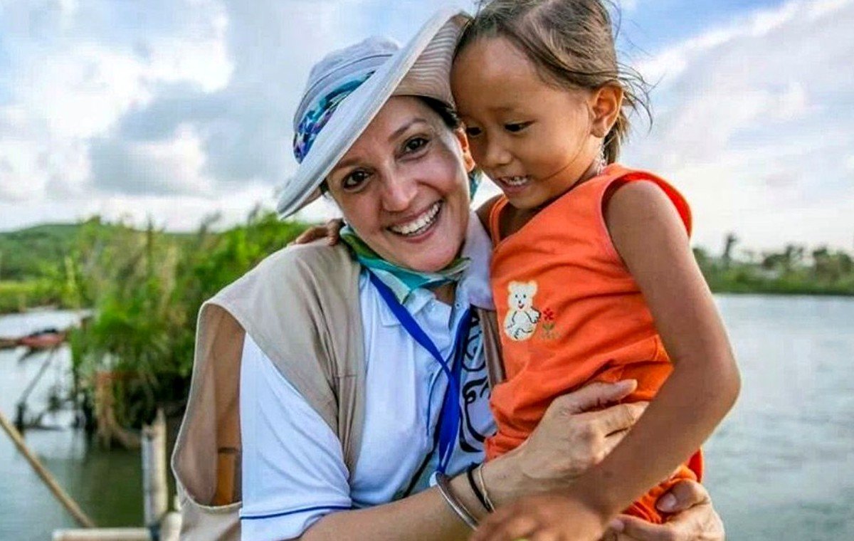 Dr. Amarjit Kaur Doowa humanitarian service image